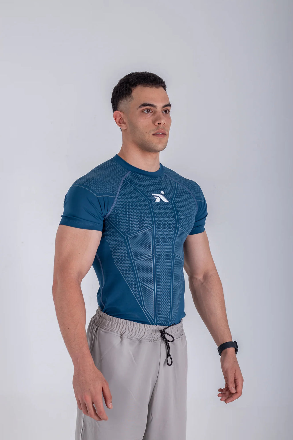 Legacy Muscle Fit T