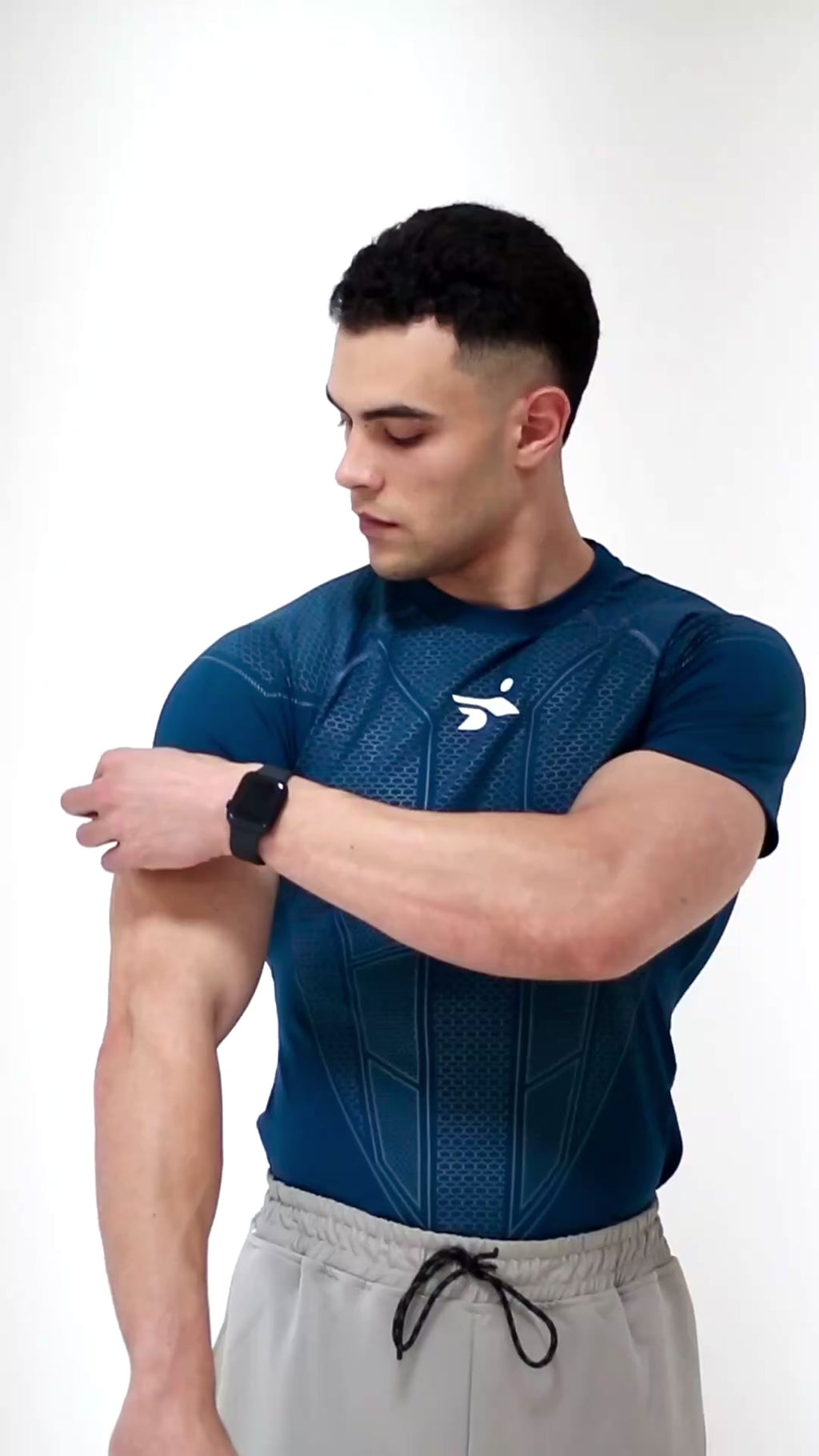 Legacy Muscle Fit T - Blue video